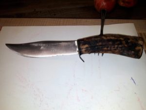 Сильная порча на нож как действует